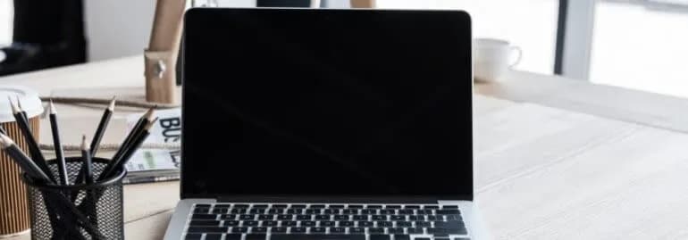 Jak obrócić ekran w Windows i uniknąć problemów z wyświetlaniem