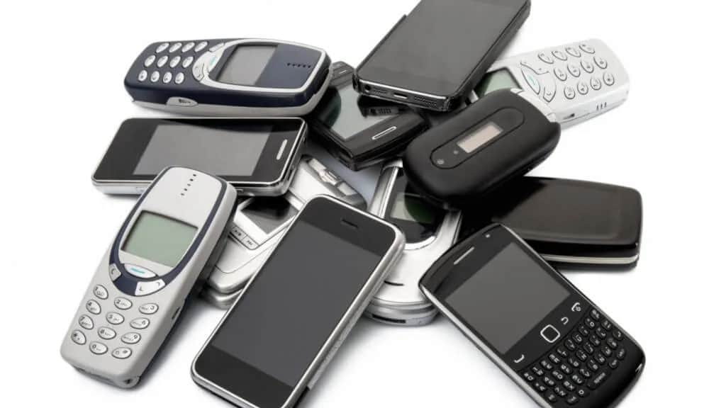 Sieć GSM – co to jest i jak zmienia nasze życie mobilne?